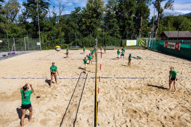 Poletni odbojkarski tabor Pod Skalco 2025